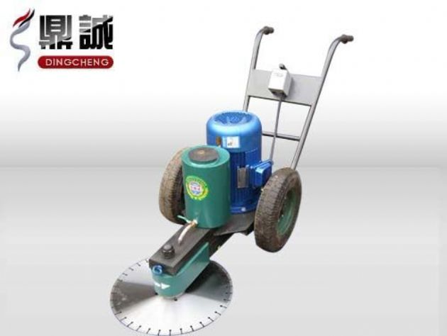 點(diǎn)擊查看詳細(xì)信息<br>標(biāo)題：手推式切樁機(jī) 閱讀次數(shù)：13307
