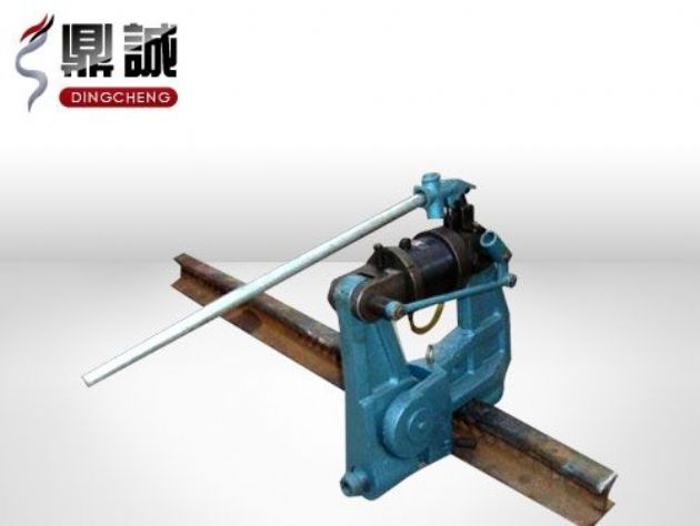 點擊查看詳細信息<br>標題：液壓鋼軌擠孔機 閱讀次數：4341